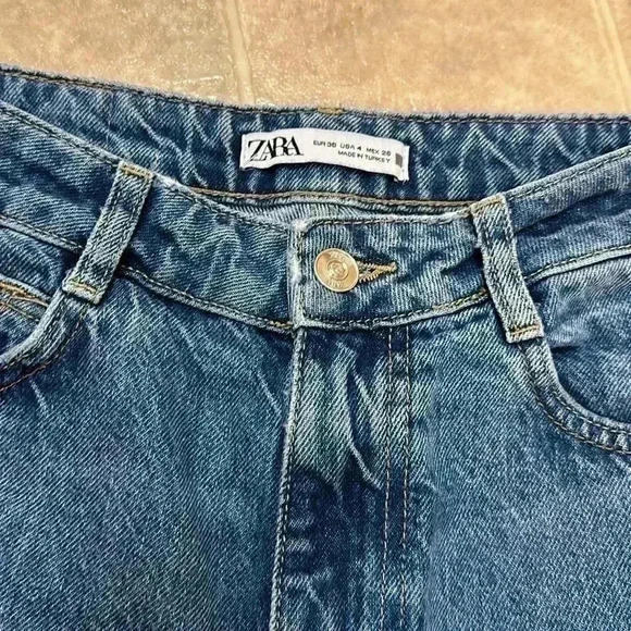 Zara - Picture 3 of 4